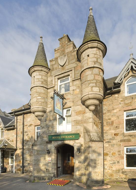 בלאטר The Invercauld Arms Hotel מראה חיצוני תמונה