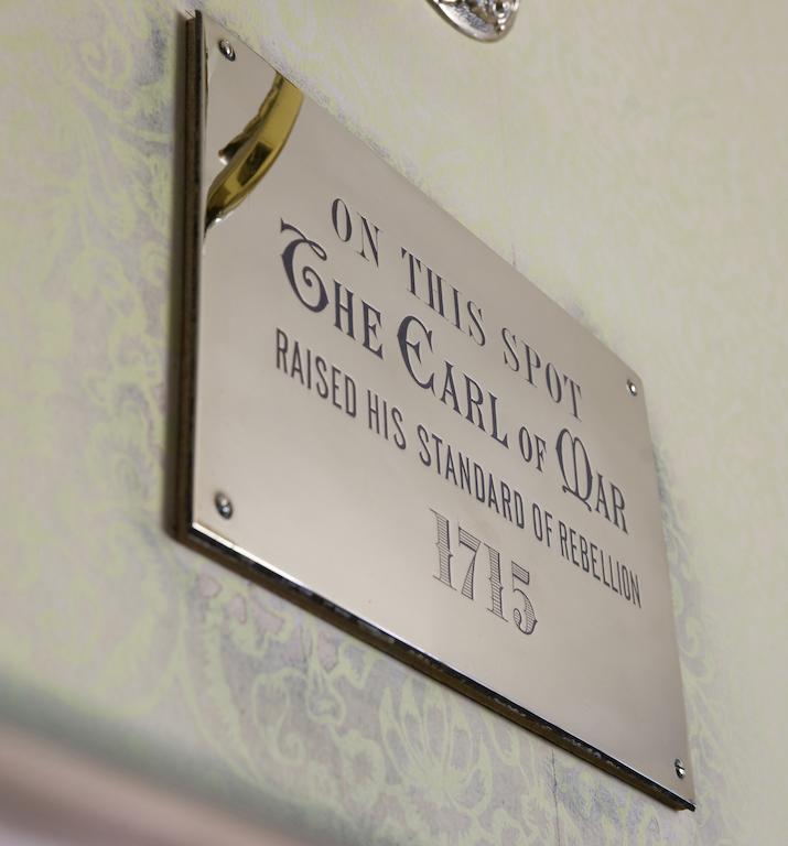 בלאטר The Invercauld Arms Hotel מראה חיצוני תמונה